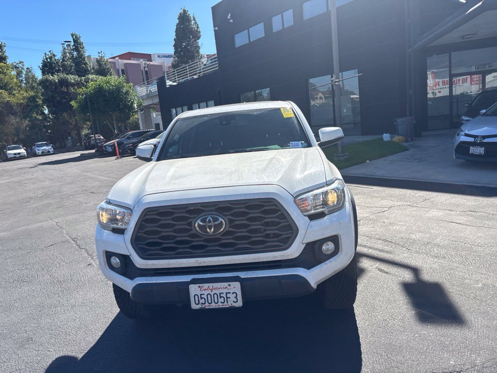 Used 2021 Toyota Tacoma TRD Off-Road w/ TRD Premium Off Road Package AWD/4WD image 10
