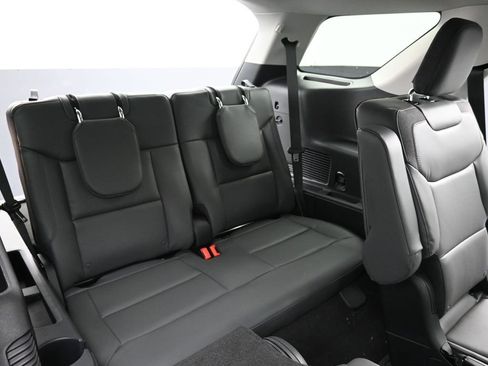 New 2026 Ford Explorer Active w/ Active Comfort Package AWD/4WD image 13