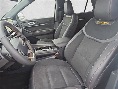 New 2026 Ford Explorer Tremor w/ Tremor Convenience Package image 16