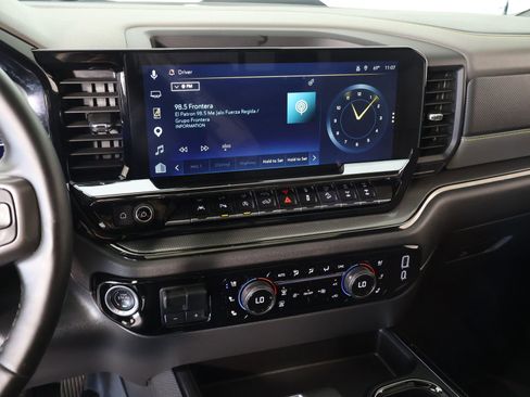 Used 2025 Chevrolet Silverado 1500 ZR2 w/ Technology Package AWD/4WD image 5