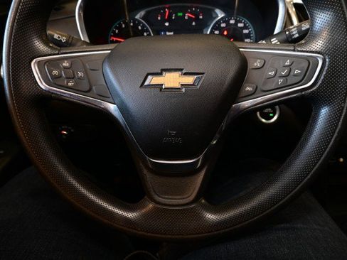 Used 2019 Chevrolet Equinox LT image 31