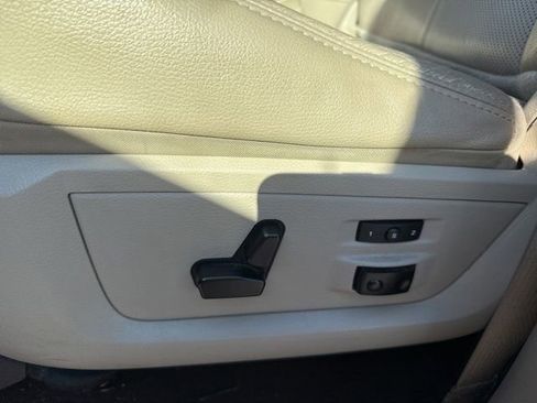 Used 2018 RAM 2500 Laramie image 32