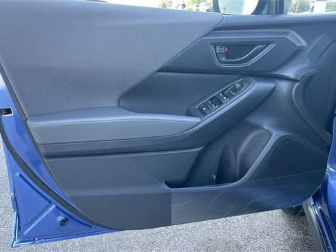 New 2025 Subaru Crosstrek 2.0i image 9