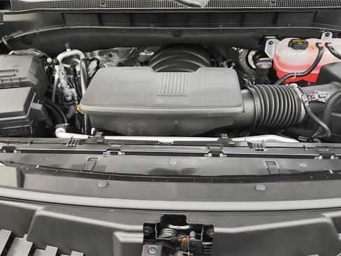 New 2026 Chevrolet Suburban High Country AWD/4WD image 19