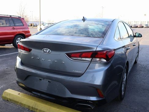 Used 2018 Hyundai Sonata Limited image 15
