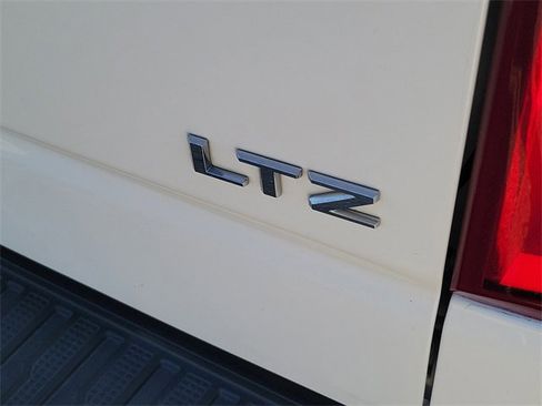 Used 2020 Chevrolet Silverado 1500 LTZ w/ LTZ Plus Package image 5