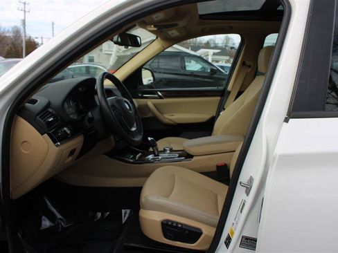 Used 2016 BMW X3 xDrive28i image 9