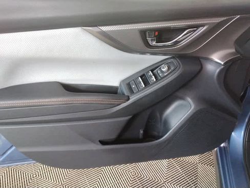 Certified 2022 Subaru Crosstrek 2.5i Limited image 7