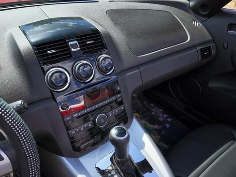Used 2009 Saturn Sky w/ Premium Trim Package RWD image 41