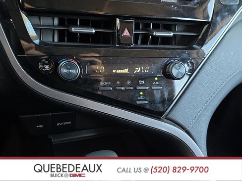 Used 2024 Toyota Camry SE w/ Convenience Package image 19