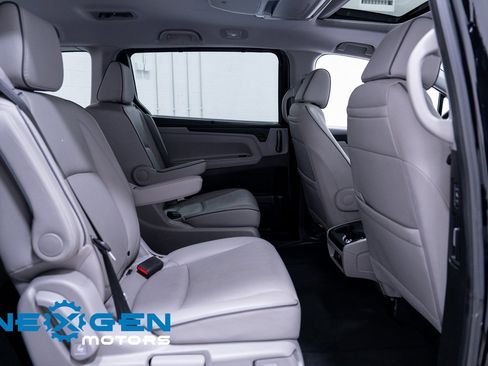 Used 2022 Honda Odyssey Elite image 46