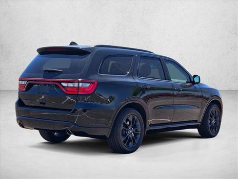 Used 2023 Dodge Durango GT w/ Blacktop Package RWD image 5