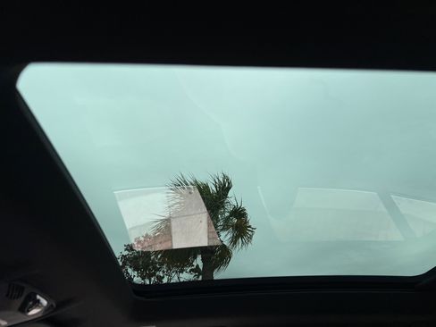 Certified 2025 BMW X2 xDrive28i w/ Premium Package image 27