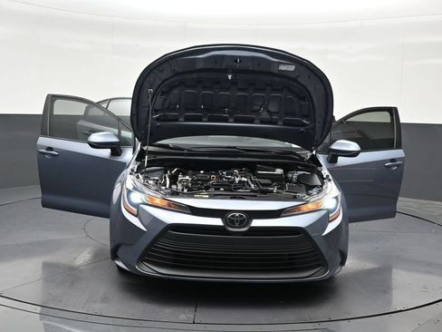 Used 2024 Toyota Corolla LE FWD image 35