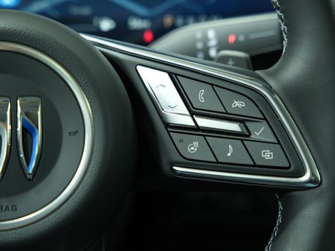 New 2025 Buick Envision Sport Touring image 37