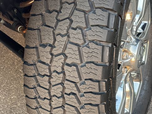 Used 2022 RAM 3500 Limited AWD/4WD image 13