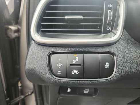 Used 2019 Kia Sorento EX AWD/4WD image 24