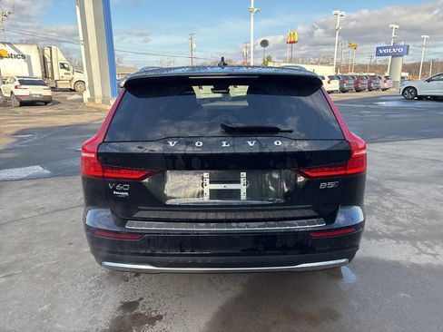 Certified 2024 Volvo V60 B5 Cross Country Plus w/ Protection Package Premier image 6