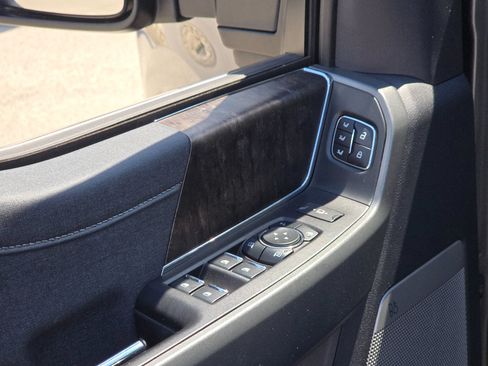 Used 2023 Ford F250 Lariat w/ Chrome Package AWD/4WD image 25