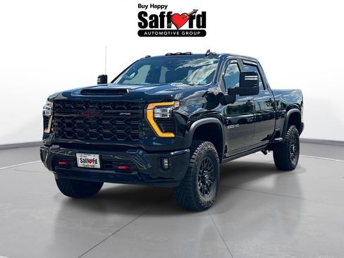 Used 2025 Chevrolet Silverado 2500 ZR2 w/ Technology Package AWD/4WD image 1
