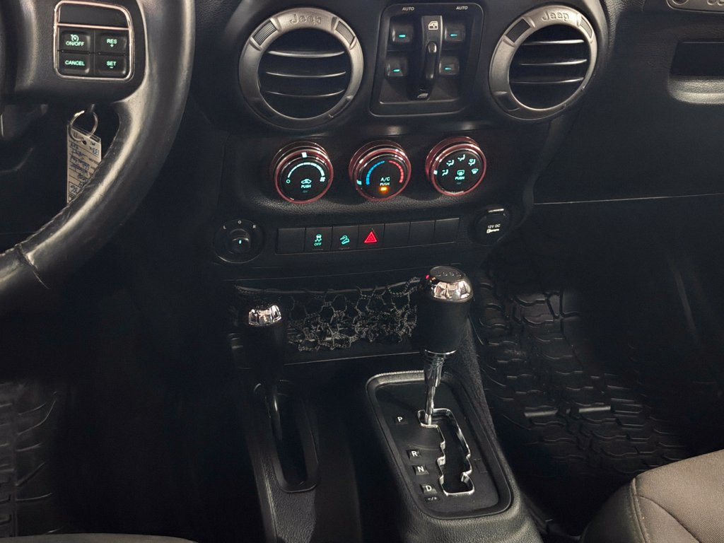 Used 2014 Jeep Wrangler Unlimited Sport w/ Quick Order Package 24S AWD/4WD image 7