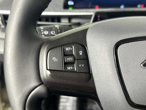 Used 2025 Ford Mustang Mach-E Premium image 28