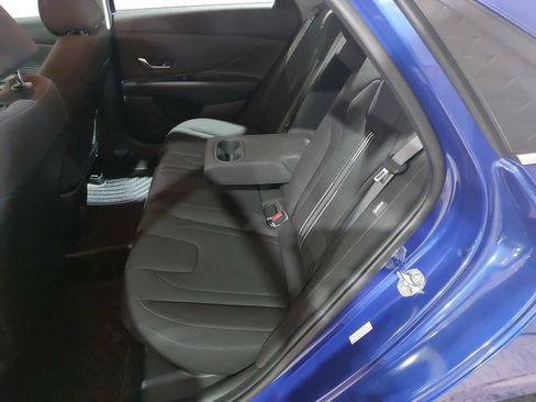 Certified 2024 Hyundai Elantra SEL w/ Convenience Package FWD image 15