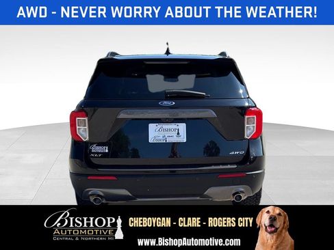 Used 2022 Ford Explorer XLT w/ Equipment Group 202A AWD/4WD image 10