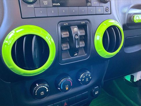 Used 2017 Jeep Wrangler Unlimited Sport w/ Quick Order Package 24S image 32