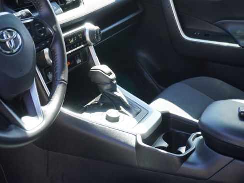 Used 2021 Toyota RAV4 XLE w/ XLE Grade Weather Package image 23