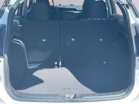 Certified 2025 Nissan Kicks Play S FWD image 20