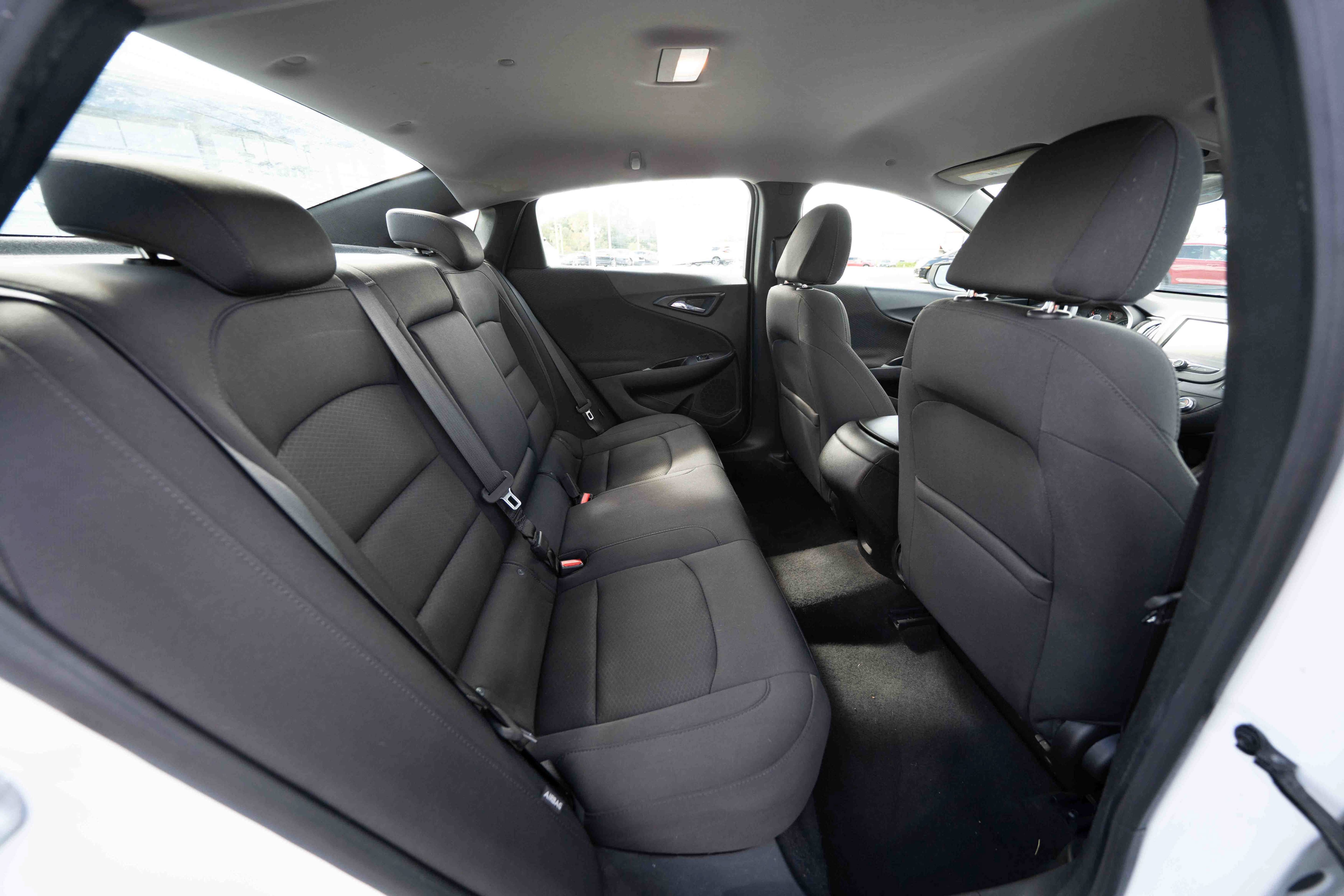 Used 2017 Chevrolet Malibu LS FWD image 24