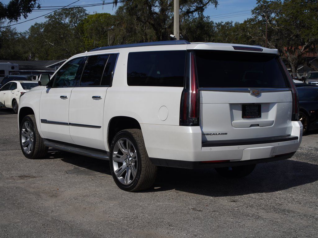Used 2016 Cadillac Escalade ESV Luxury RWD image 12