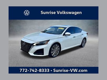 Used 2024 Nissan Altima 2.5 SL