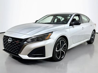 Used 2024 Nissan Altima 2.5 SR