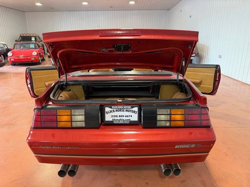 Used 1988 Chevrolet Camaro LT RWD image 30