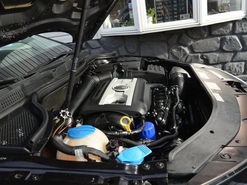 Used 2016 Volkswagen CC R-Line image 37