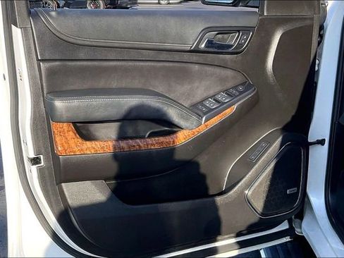 Used 2020 Chevrolet Tahoe Premier w/ Premier Plus Edition image 23