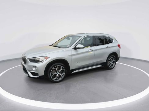 Used 2018 BMW X1 xDrive28i image 4
