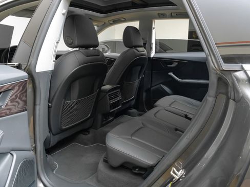 Used 2023 Audi Q8 Premium Plus w/ Premium Plus Package AWD/4WD image 44