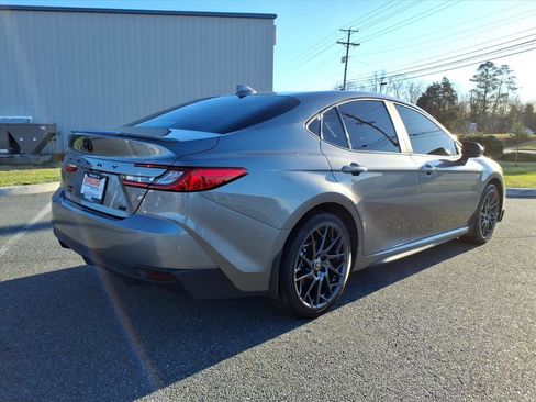 Certified 2025 Toyota Camry SE w/ Convenience Package image 4