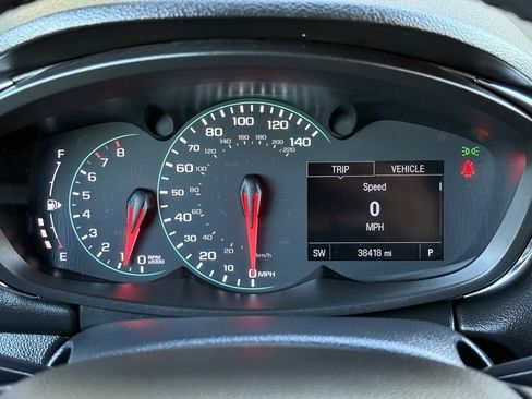 Used 2021 Chevrolet Trax LT w/ LT Convenience Package image 26