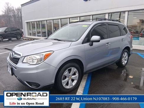 Used 2015 Subaru Forester 2.5i Premium w/ All-Weather Package image 3