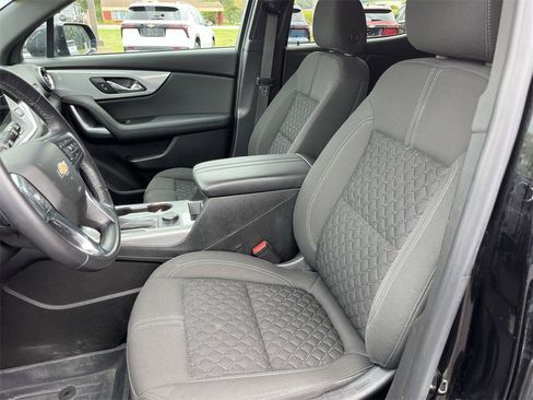 Used 2019 Chevrolet Blazer LT image 18