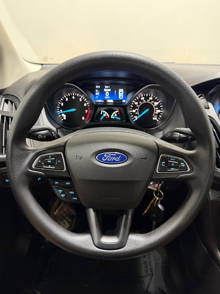 Used 2018 Ford Focus SE FWD image 15