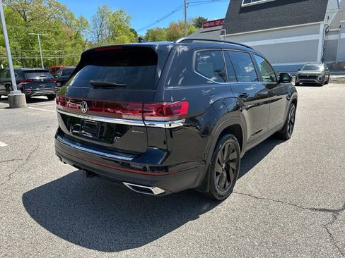 Certified 2024 Volkswagen Atlas SE AWD/4WD image 9