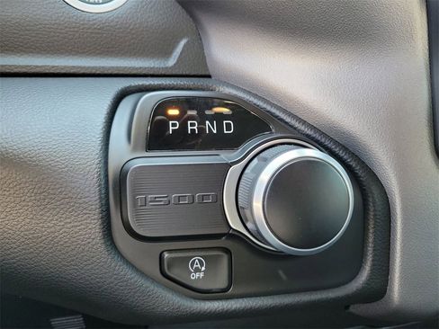 Used 2024 RAM 1500 Lone Star image 16