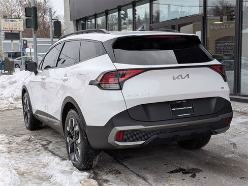 Certified 2023 Kia Sportage X-Line image 9