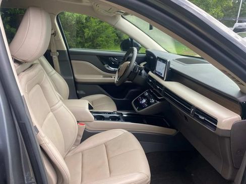 Certified 2022 Lincoln Corsair Reserve w/ Elements Package FWD image 34