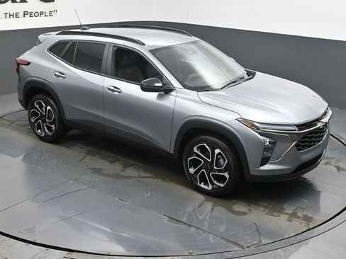 New 2026 Chevrolet Trax RS image 26